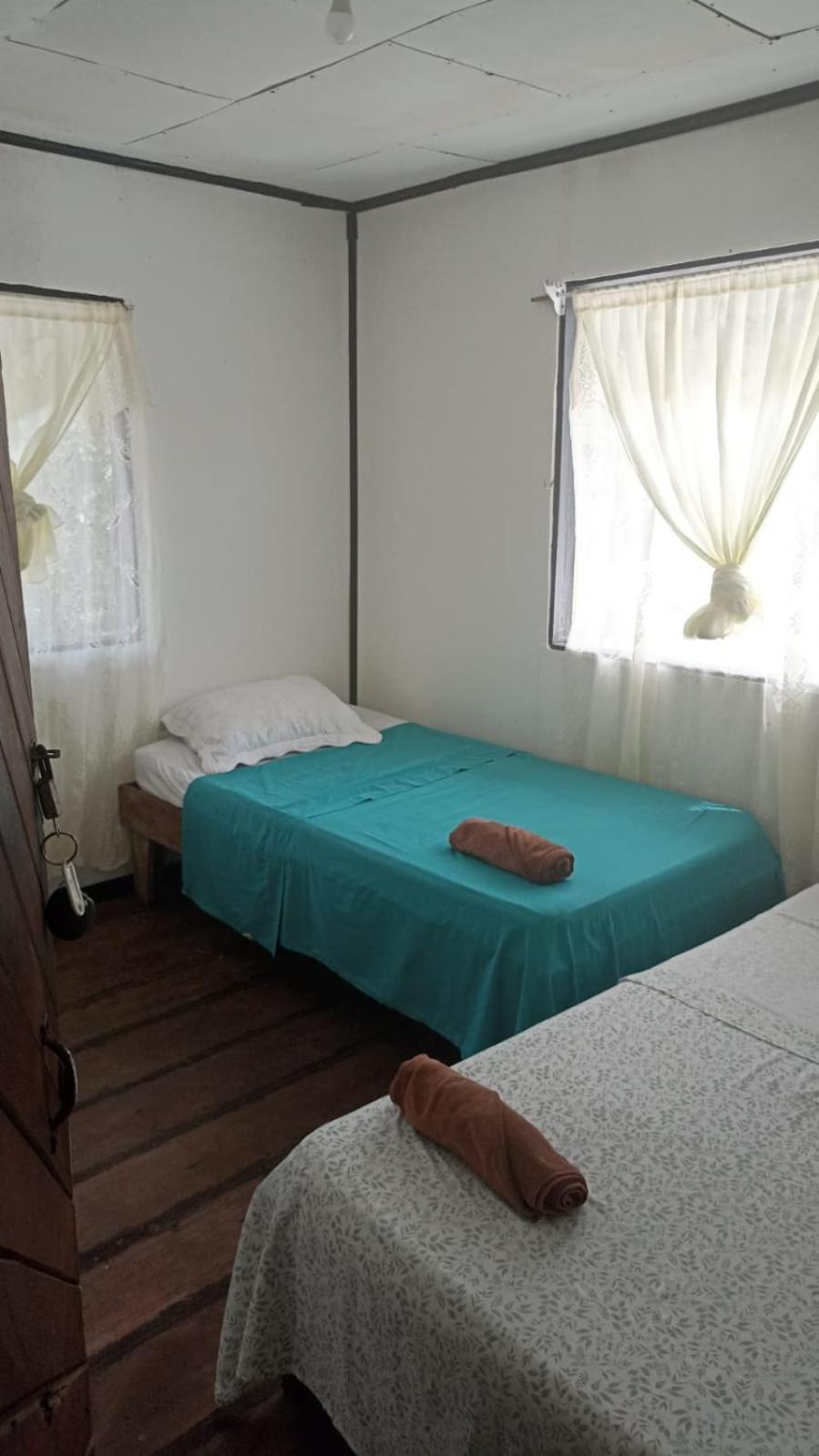 טורטוגוארו Hospedaje Meryscar מראה חיצוני תמונה